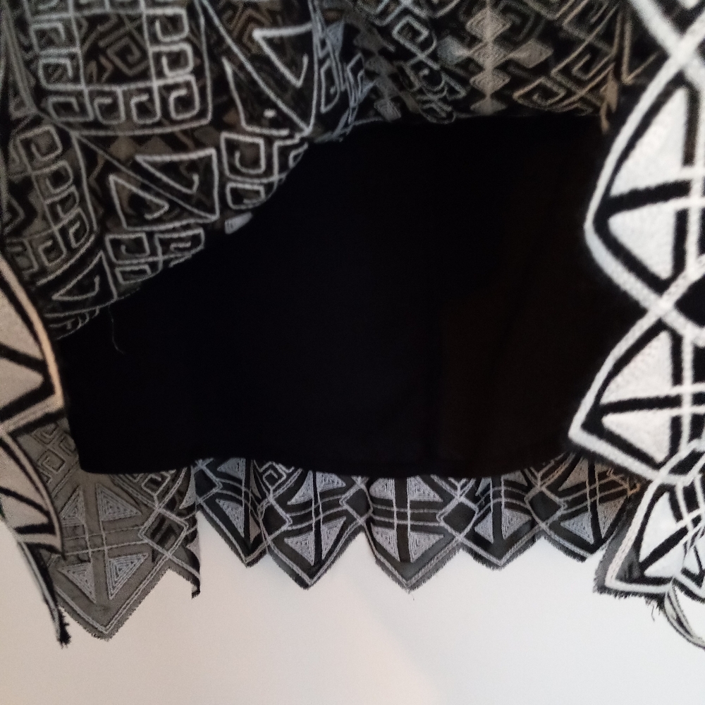 Mare Mare Loki print black and white lined mini skirt M - Picture 6 of 6